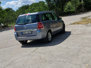 Opel Zafira foto 9