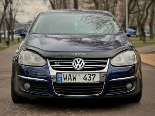 Volkswagen Jetta foto 5