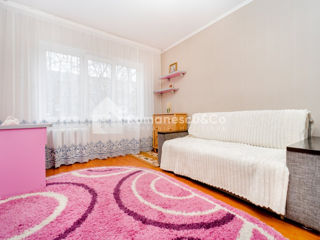 Apartament cu 2 camere, 56 m², Botanica, Chișinău foto 4