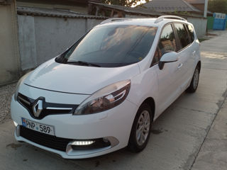 Renault Grand Scenic foto 1