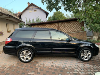 Subaru Outback foto 5