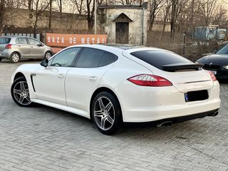 Porsche Panamera foto 3