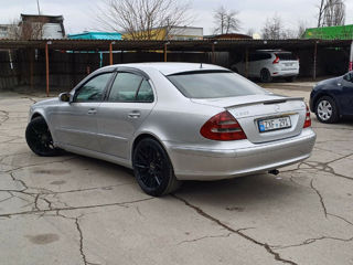 Mercedes E-Class foto 6