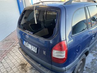 Opel Zafira foto 4