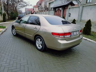 Honda Accord foto 1