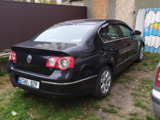 Volkswagen Passat foto 2