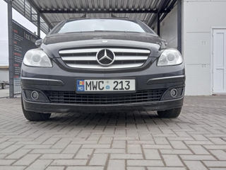 Mercedes B-Class foto 5