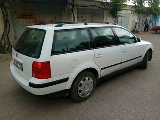 Volkswagen Passat foto 2