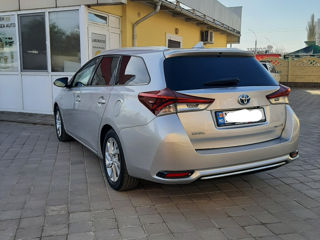 Toyota Auris foto 3