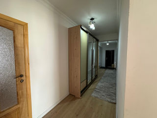 Apartament cu 2 camere, 82 m², Centru, Chișinău foto 6