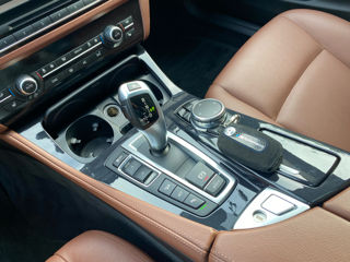 BMW 5 Series foto 13