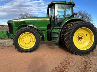 John Deere 8420 Tractor foto 5