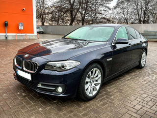 BMW 5 Series foto 5