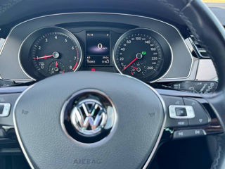 Volkswagen Passat foto 12