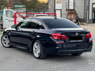 BMW 5 Series foto 4