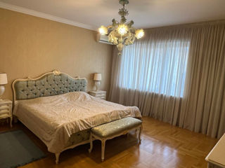Casa For Rent la Valea Morilor -5500 euro. foto 3