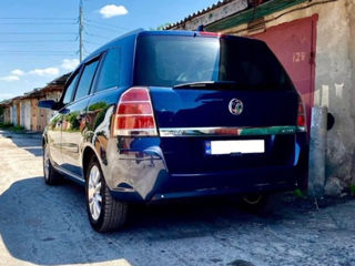 Opel Zafira foto 7