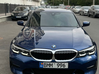 BMW 3 Series foto 1