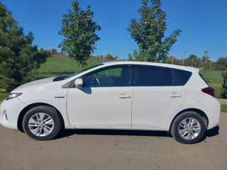 Toyota Auris foto 2