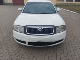 Skoda Superb foto 4