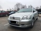 Toyota Avensis foto 6