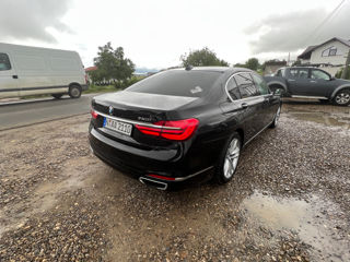 BMW 7 Series foto 9