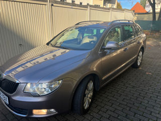 Skoda Superb foto 4