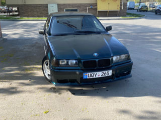 BMW 3 Series foto 4