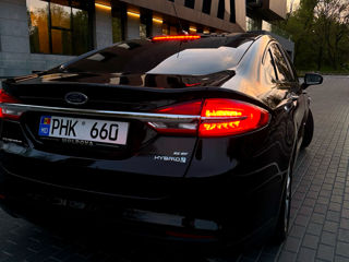 Ford Fusion foto 6