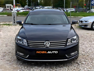 Volkswagen Passat foto 3