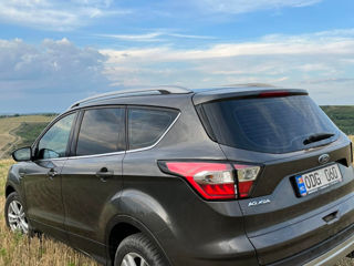 Ford Kuga foto 4