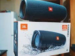 JBL Charge 4