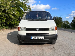 Volkswagen Transporter фото 1
