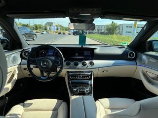 Mercedes E-Class foto 8