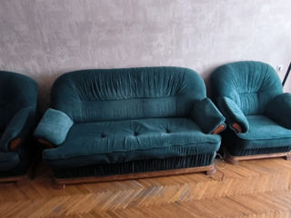 Vind Set Mobilier Living – Canapea + 2 Fotolii – Stare Bună
 foto 0
