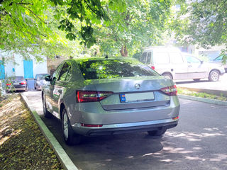 Skoda Superb foto 4