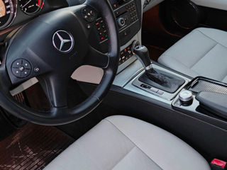 Mercedes C-Class foto 3