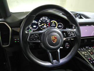 Porsche Cayenne foto 7