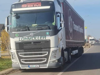 Volvo FH16 foto 1