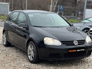 Volkswagen Golf foto 2