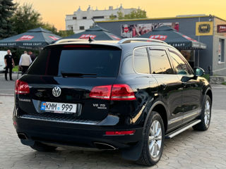 Volkswagen Touareg foto 2