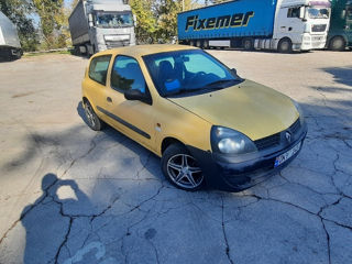 Renault Clio foto 2