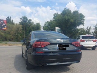 Volkswagen Passat foto 7