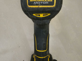 Vind Dewalt DCD796 Putin folosit foto 3