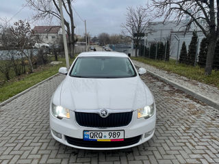 Skoda Superb foto 3