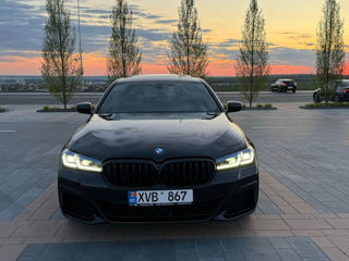 BMW 5 Series foto 1