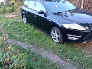 Ford Mondeo foto 7