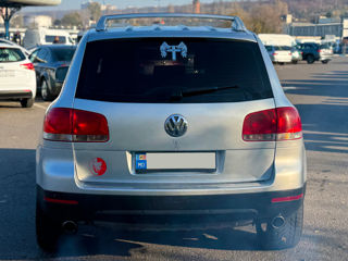 Volkswagen Touareg foto 6