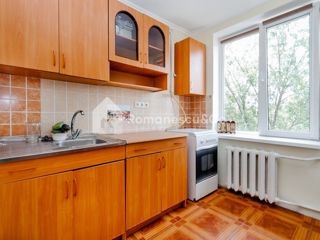 Apartament cu 2 camere, 44 m², Botanica, Chișinău foto 3