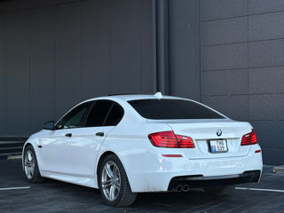 BMW 5 Series foto 2